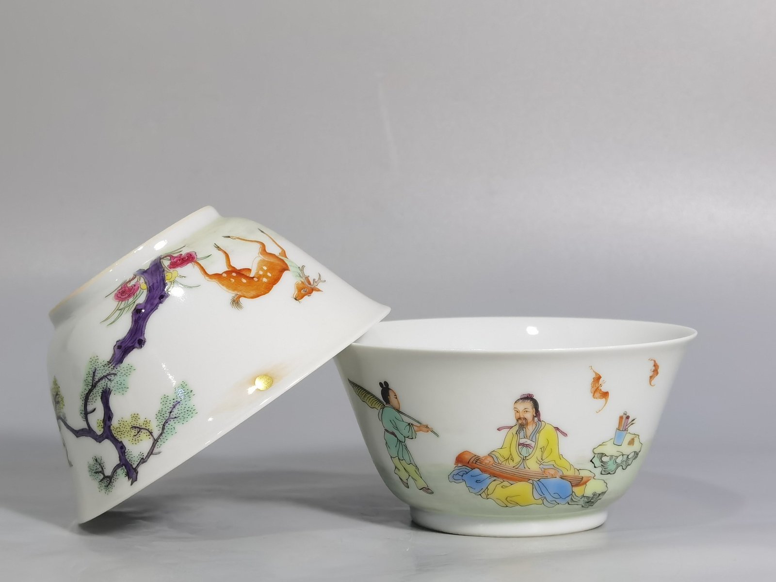 Qing Dynasty Yongzheng pastel color visiting friends with a musical instrument