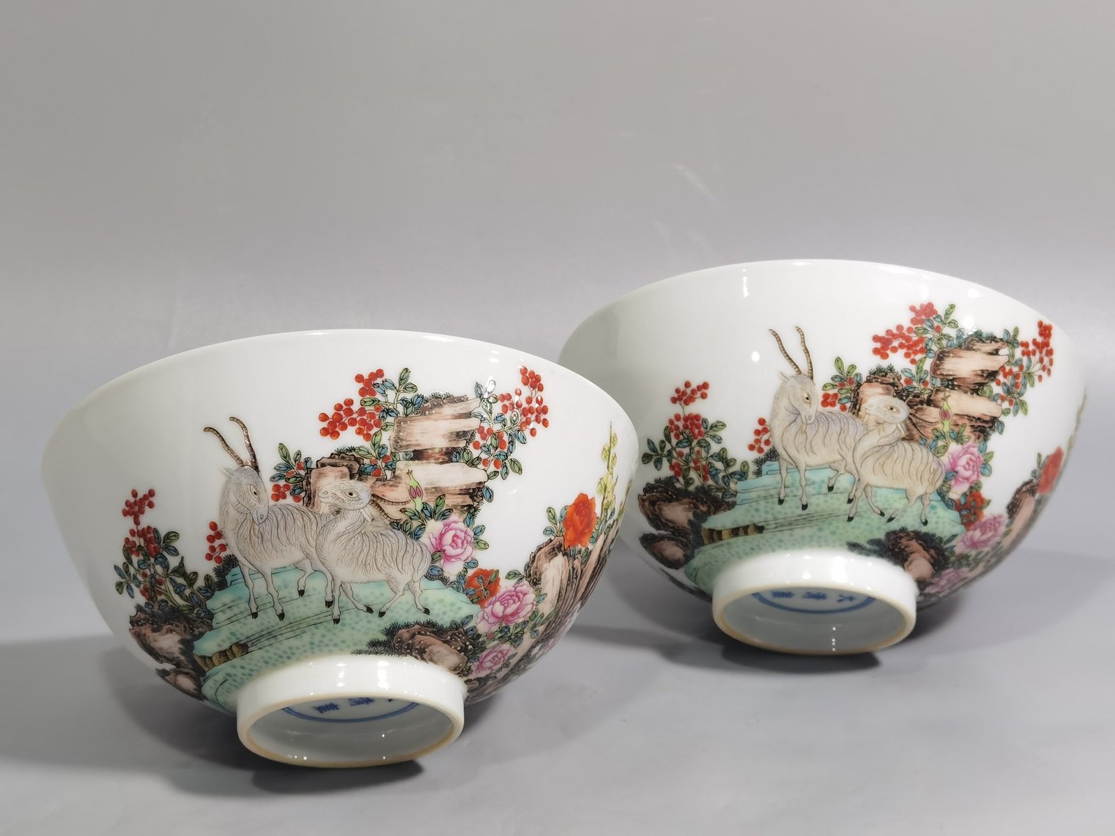 Qing Dynasty Yongzheng famille rose kaitai bowl with three sheep