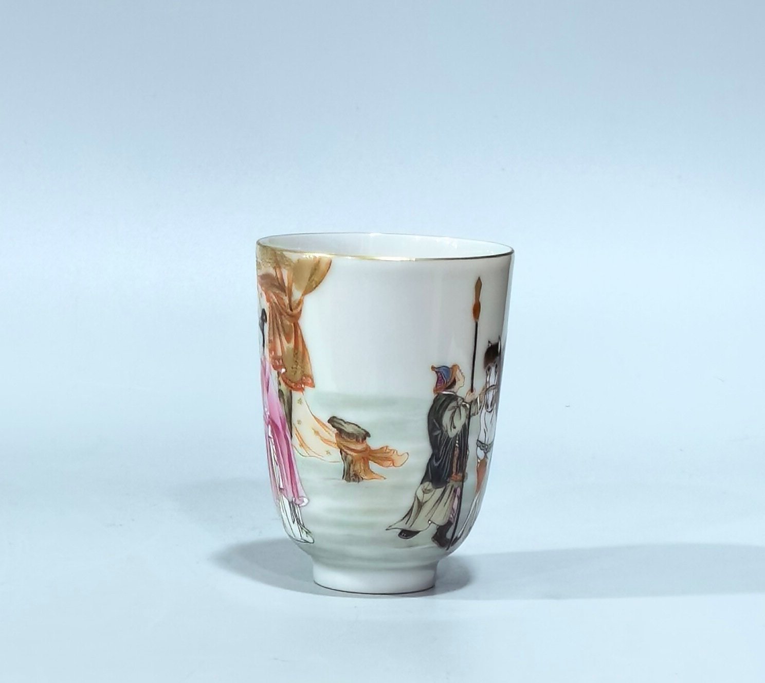Qing Dynasty Yongzheng famille rose scented cup