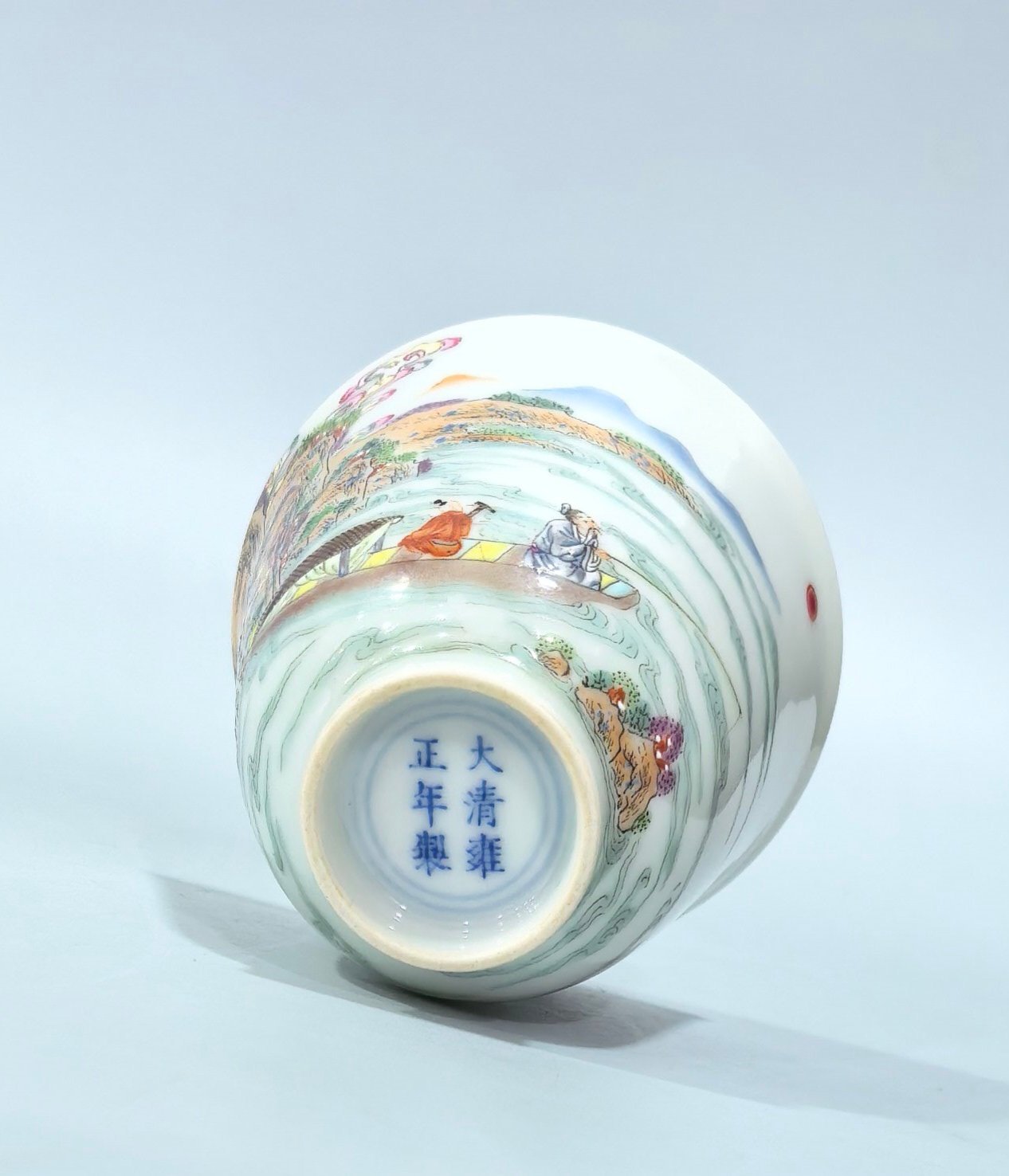 Qing Dynasty Yongzheng pastel-painted cup
