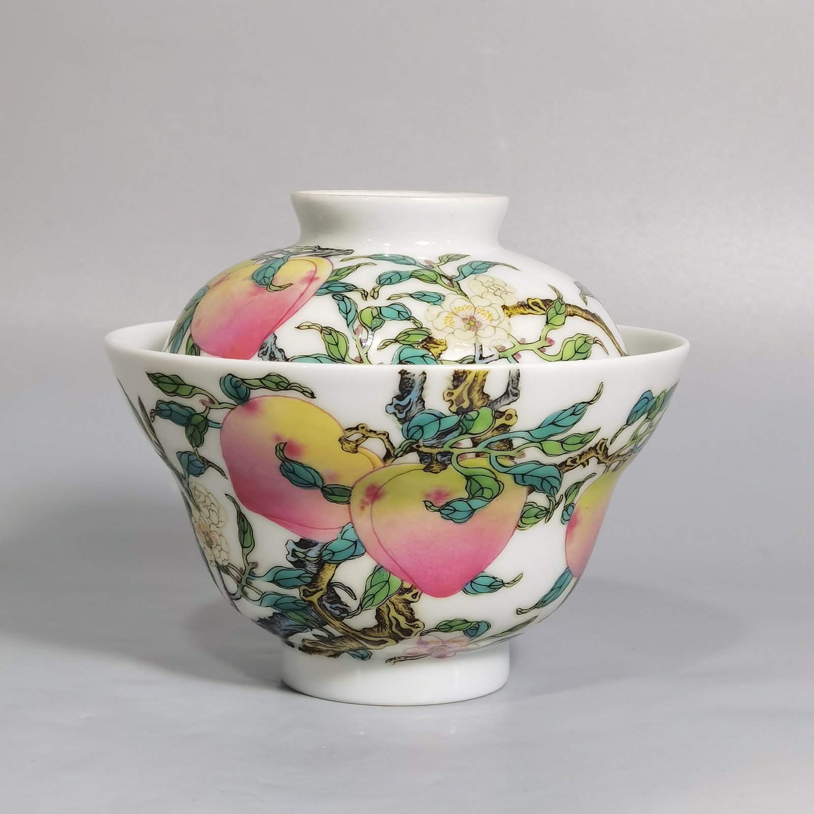 Qing Dynasty Yongzheng Pastel eight peach and five blessing patterns