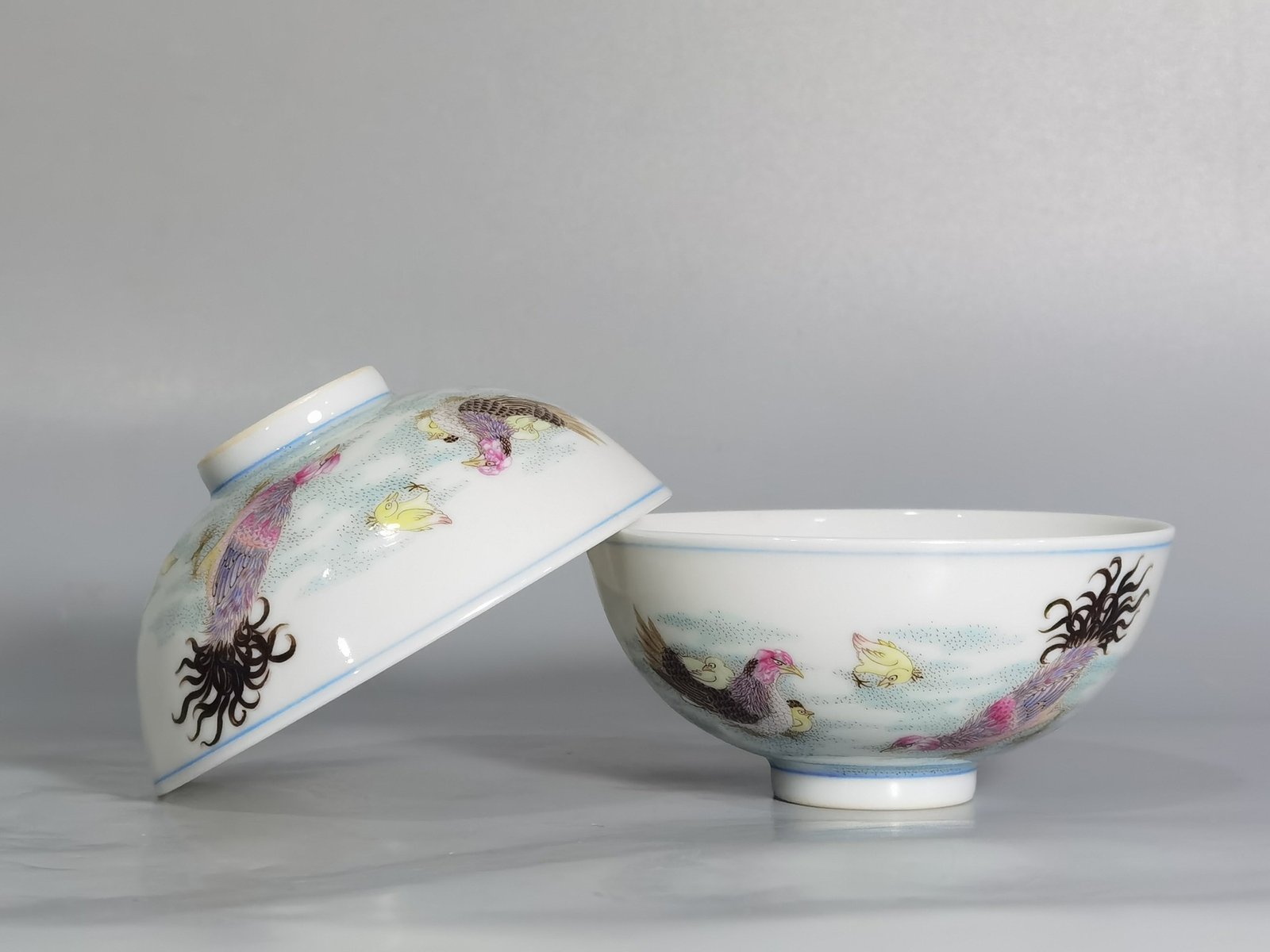 Qing Dynasty Yongzheng pastel-painted cup