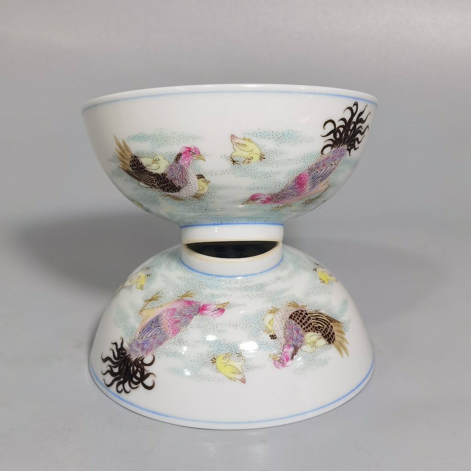 Qing Dynasty Yongzheng pastel-painted cup