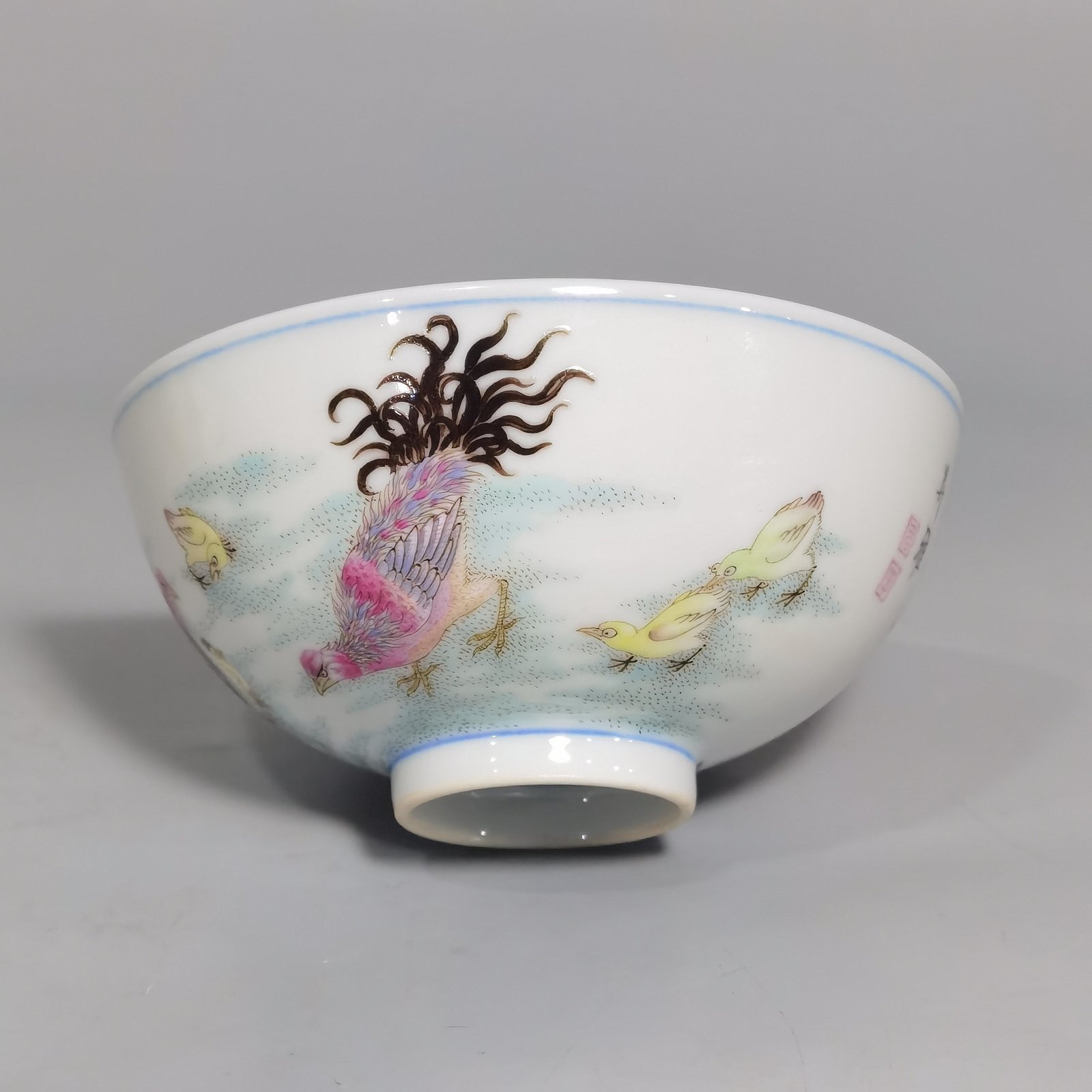 Qing Dynasty Yongzheng pastel-painted cup