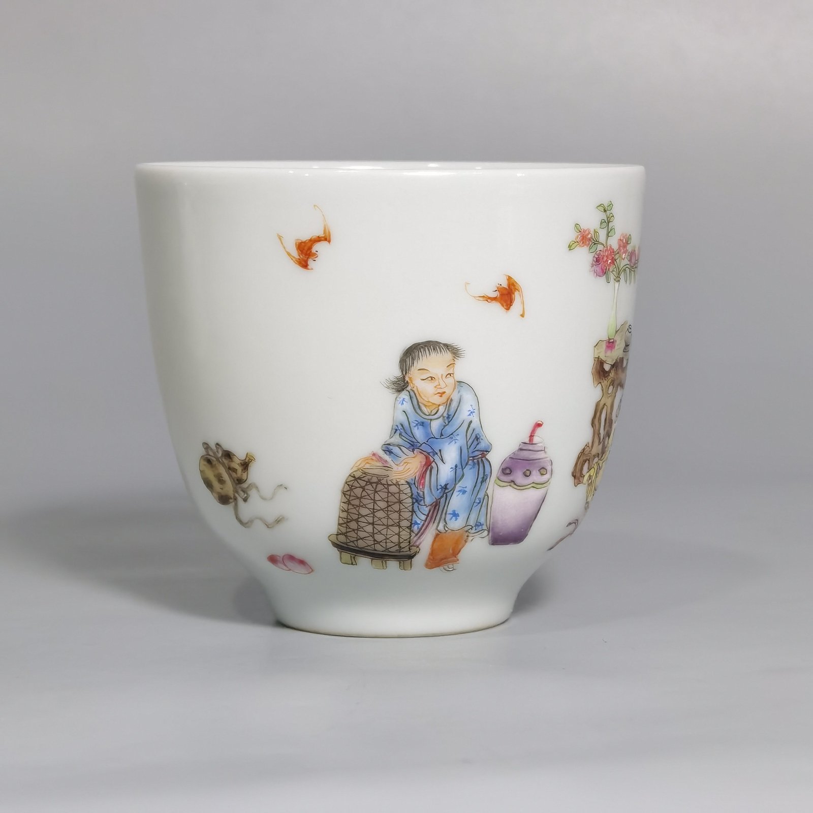 Qing Dynasty Yongzheng pair of pastel literati cups