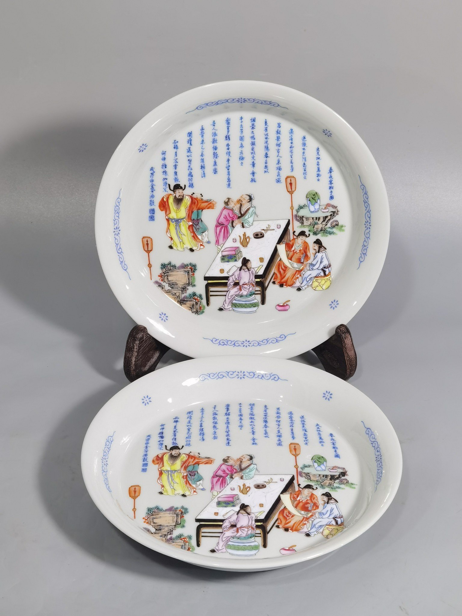 Qing Dynasty Yongzheng famille rose peach forest night banquet picture appreciation plate