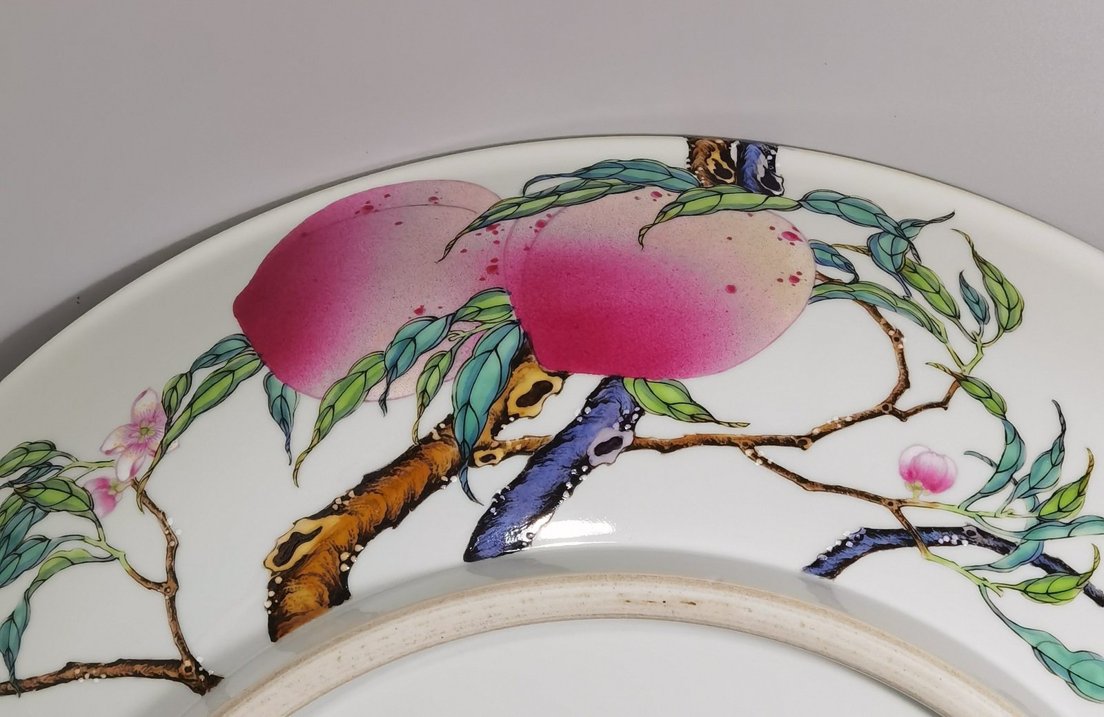 Qing Dynasty Yongzheng large pastel famille rose platter with eight peaches and five bats