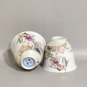 Qing Dynasty Yongzheng character story cup