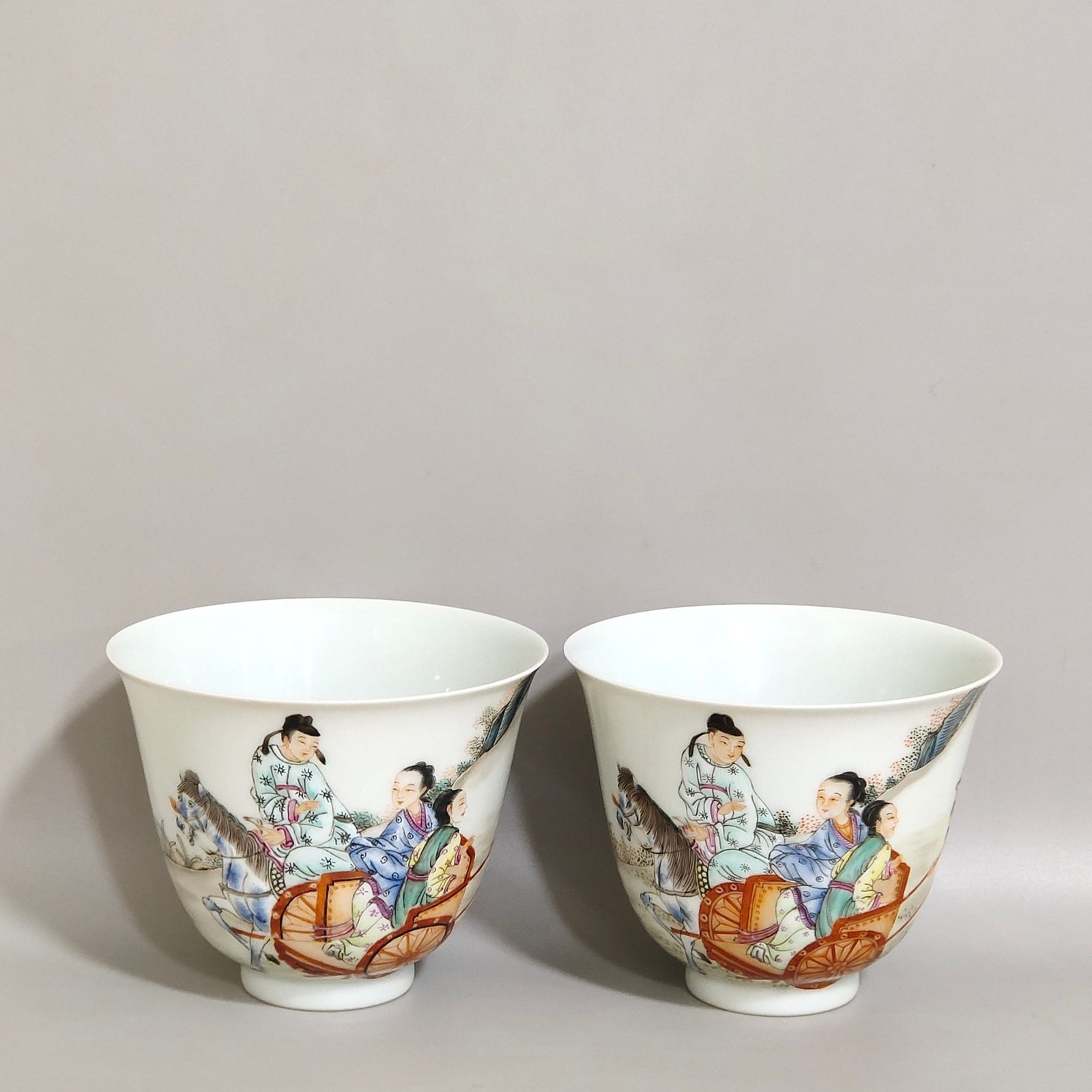 Qing Dynasty Yongzheng character story cup