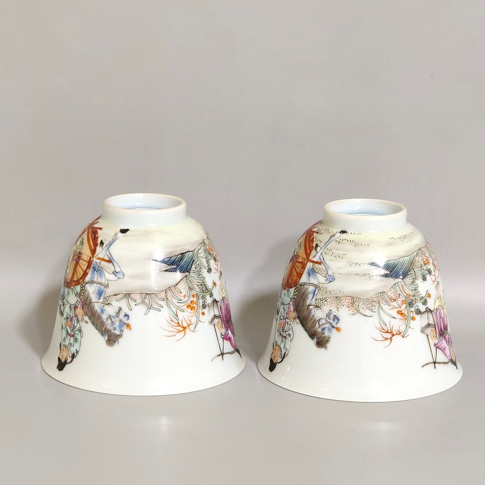 Qing Dynasty Yongzheng character story cup
