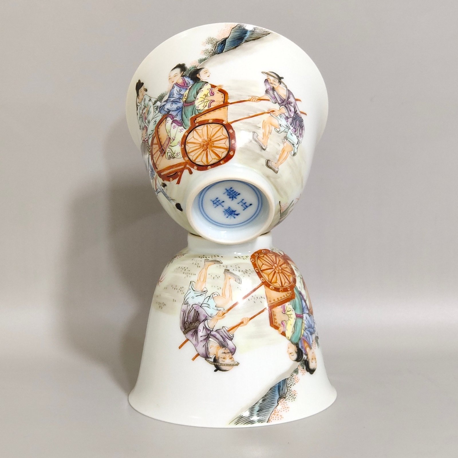 Qing Dynasty Yongzheng character story cup