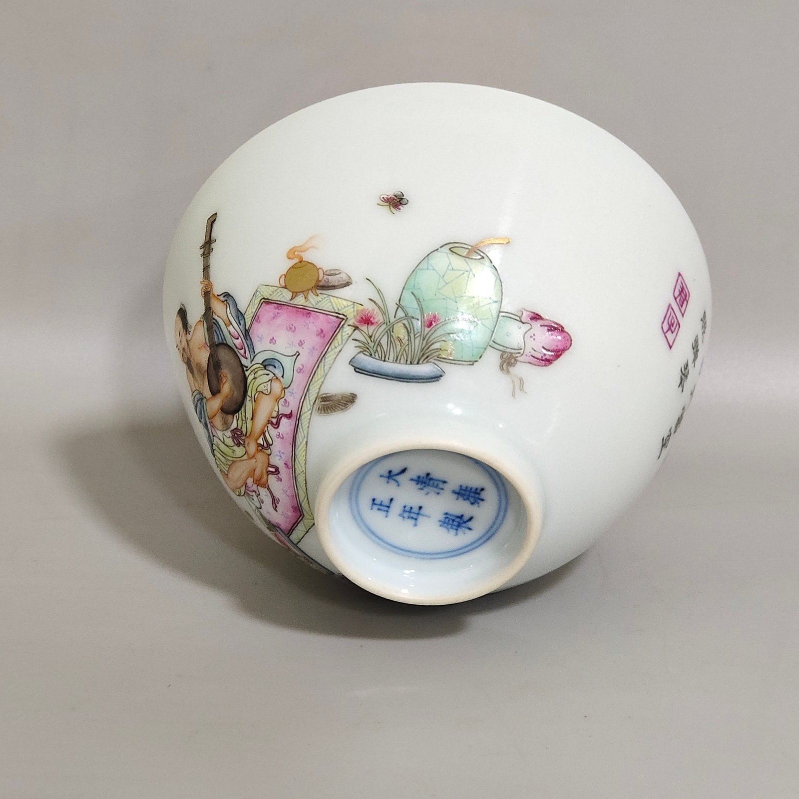 Qing Dynasty Yongzheng character story poem cup
