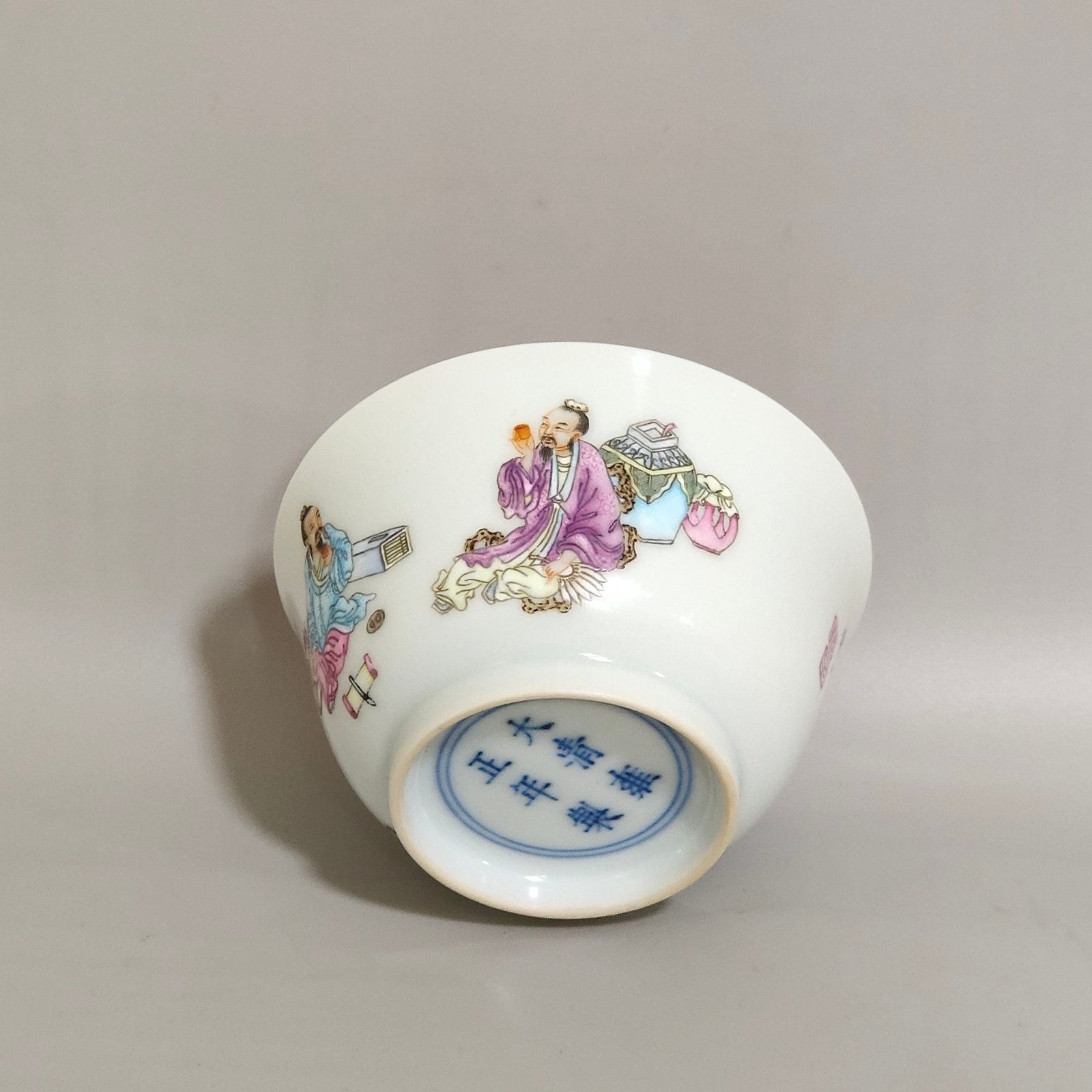 Qing Dynasty Yongzheng figure Gao Shi’s picture inscribed poem cup