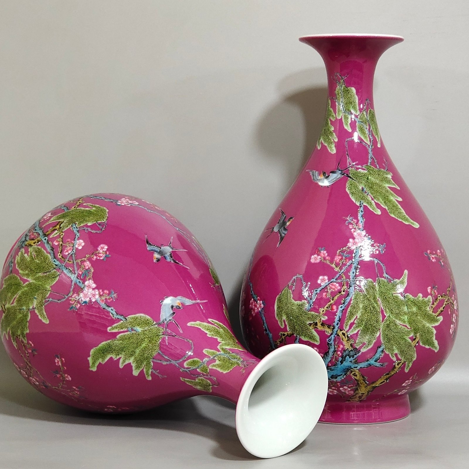 Qing Dynasty Yongzheng rouge red apricot forest spring vase with poem and jade pot spring vase