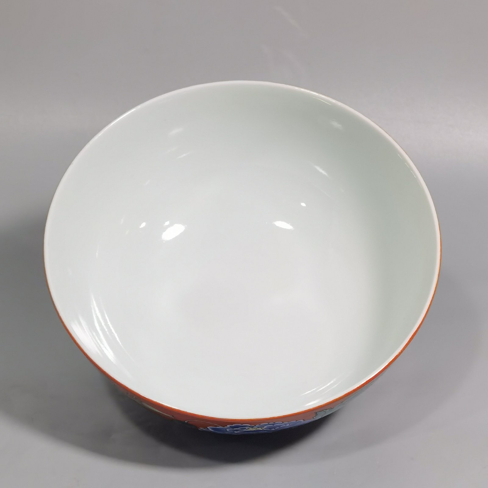 Qing Dynasty Yongzheng imperial flower bowl