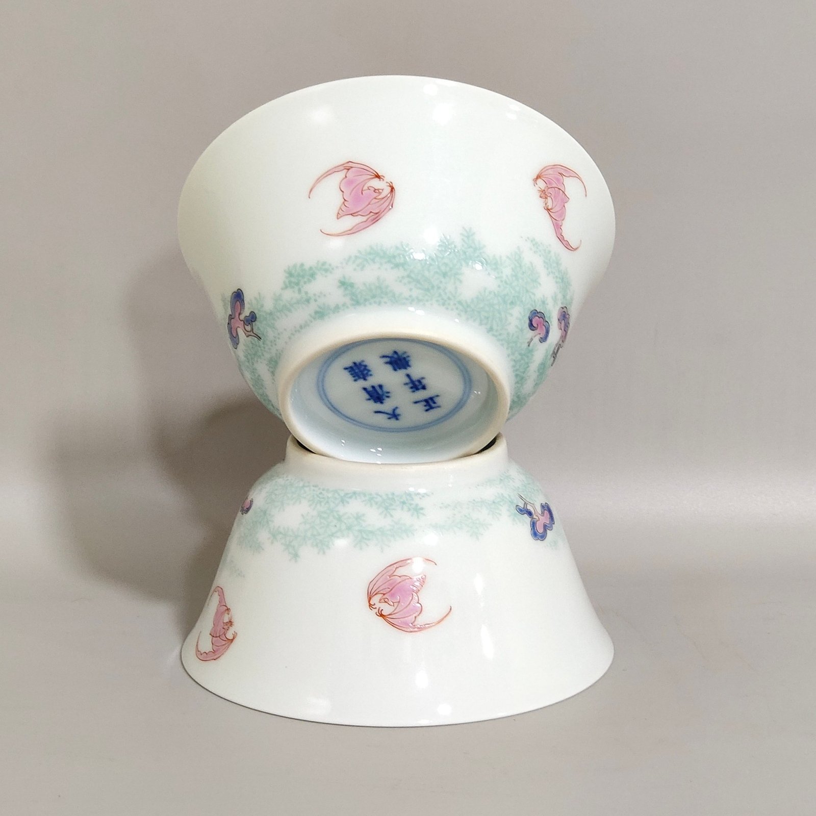 Qing Dynasty Yongzheng character story Cup