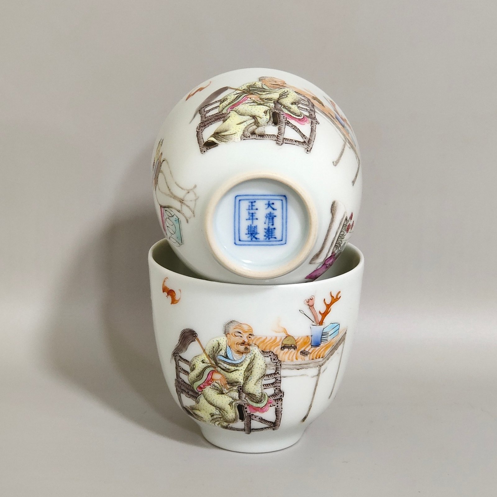 Qing Dynasty Yongzheng famille rose Coats cup for accompanying children