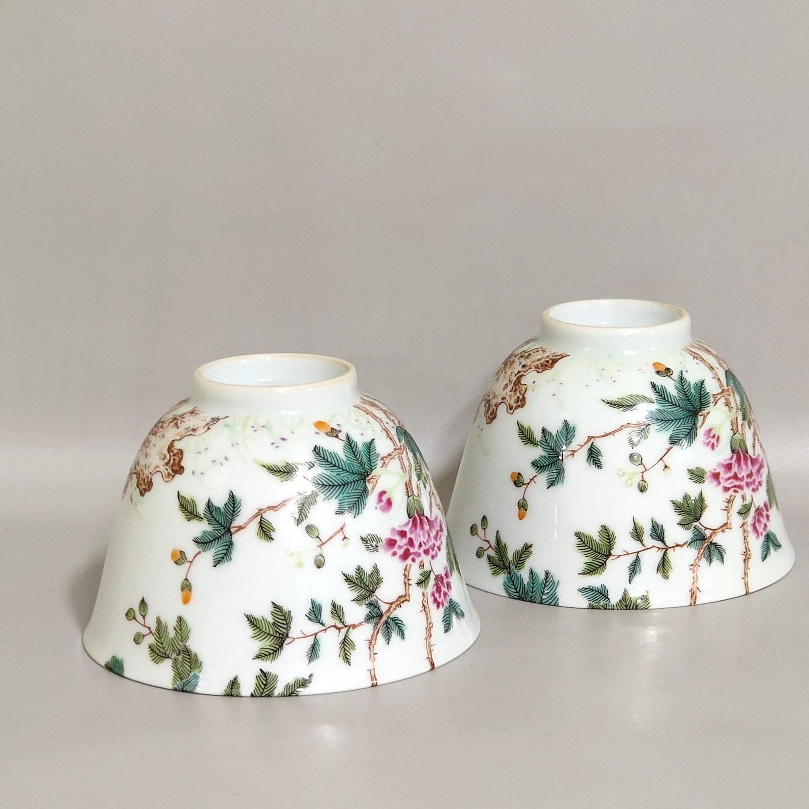 Qing Dynasty Yongzheng famille rose porcelain cup