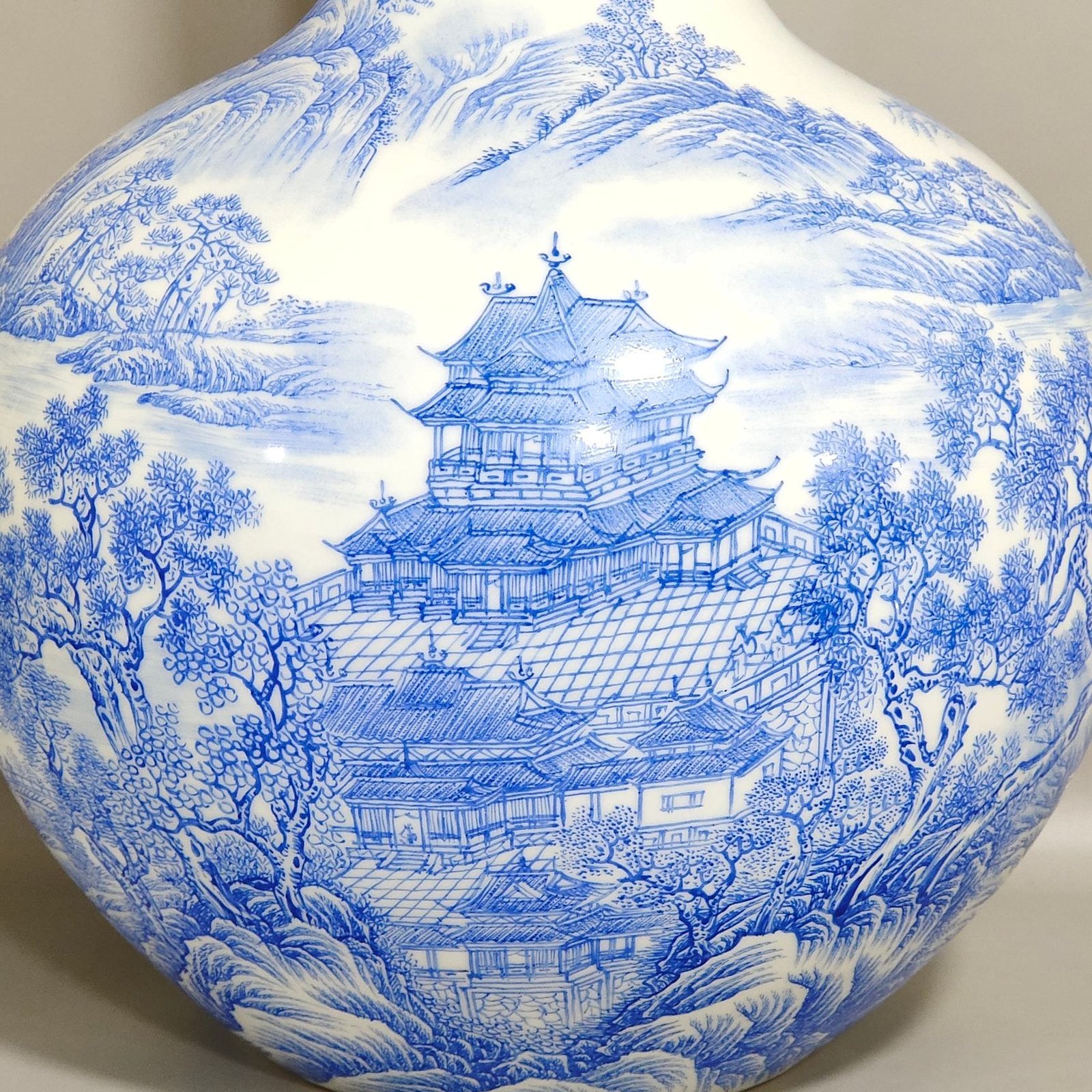 Qing Dynasty Yongzheng blue landscape attic inscribed poem celestial ball vase