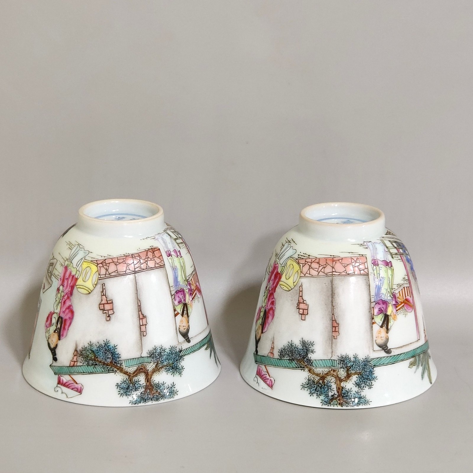 Qing Dynasty Yongzheng Romance of the West Chamber character story cup