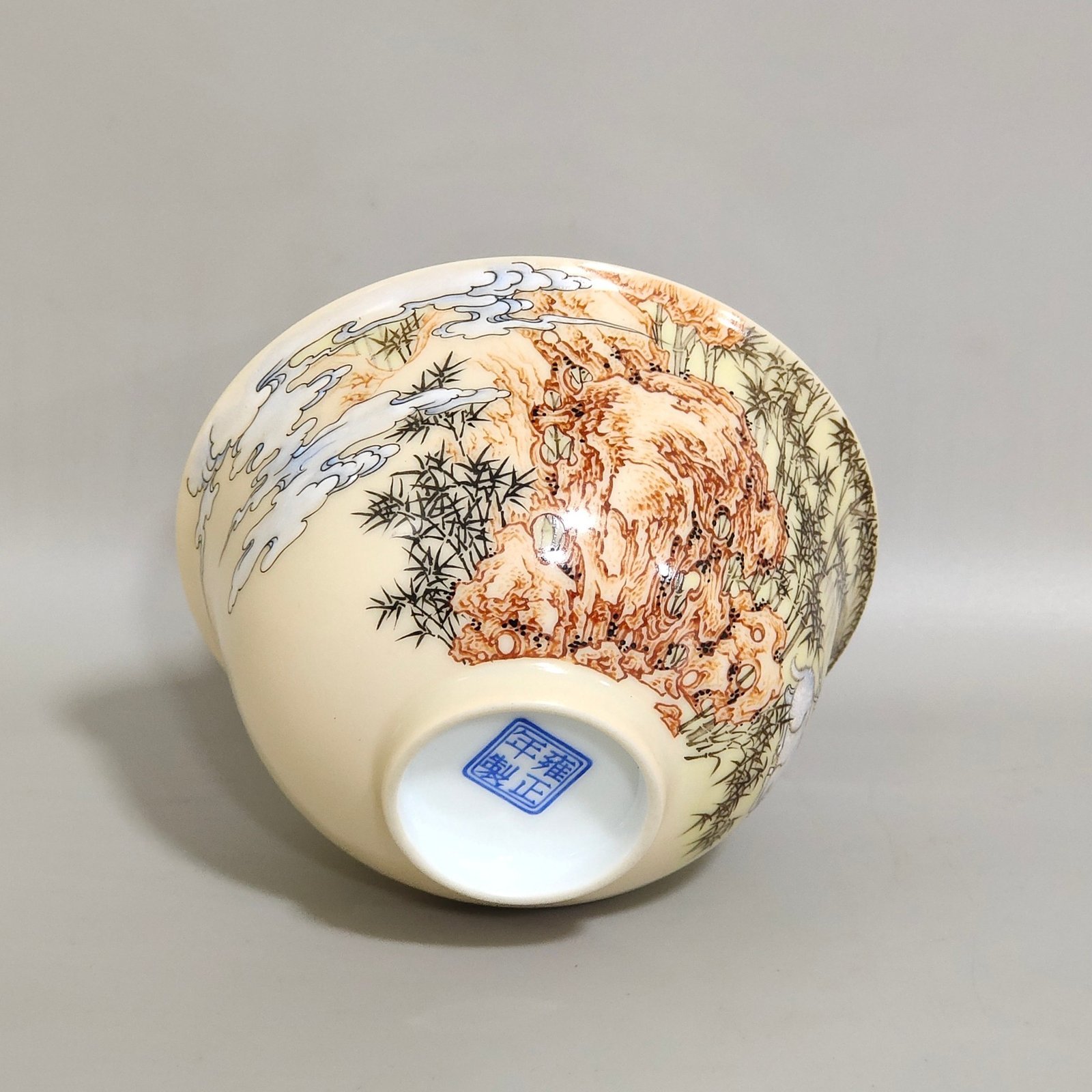 Qing Dynasty Yongzheng ivory white glaze pastel bamboo stone deer pattern poem cup