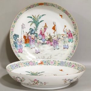 Qing Dynasty Yongzheng lace boy making spring plate