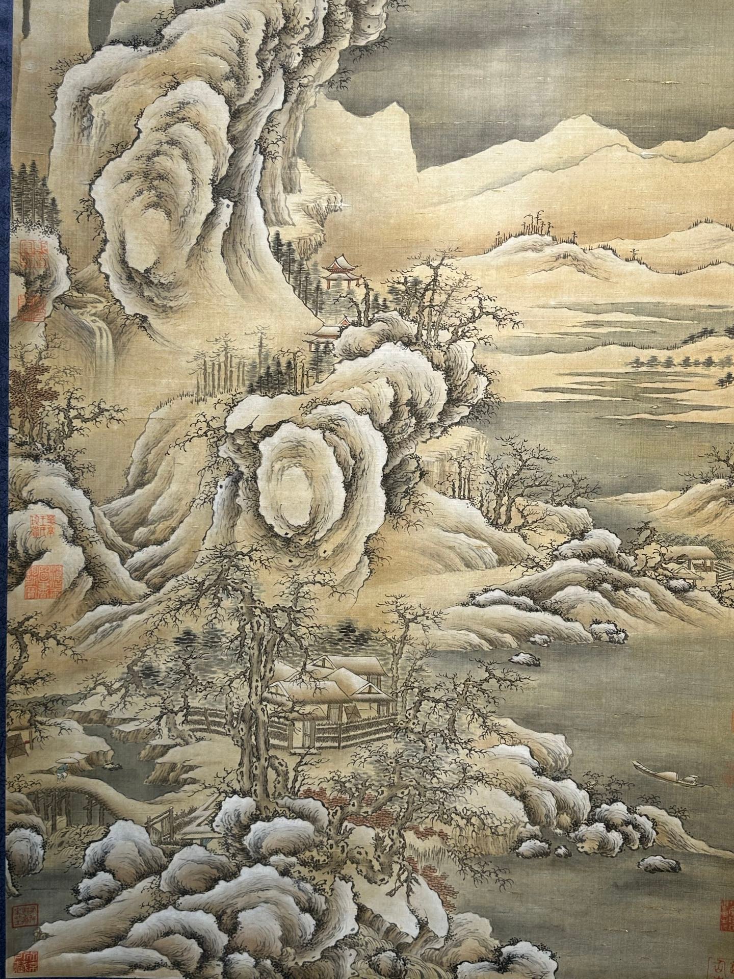 Chinese scroll painting Zhou Wenju