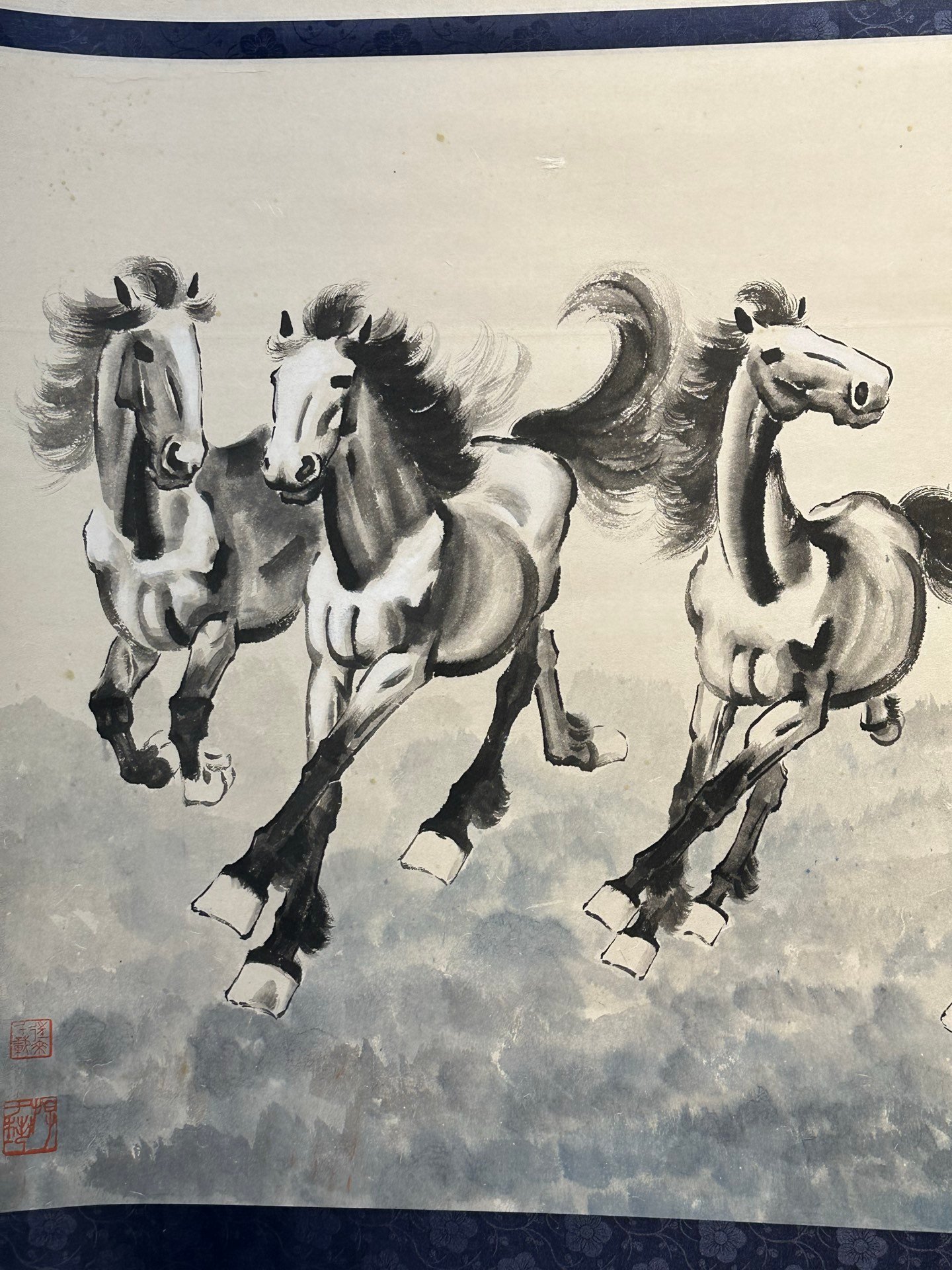 Chinese scroll painting Xu Beihong