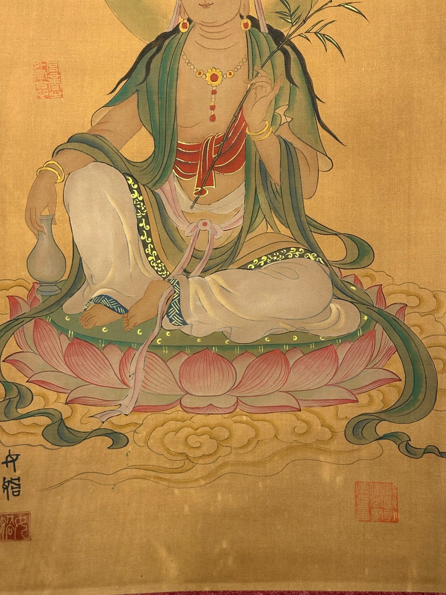 Chinese scroll painting Guanyin