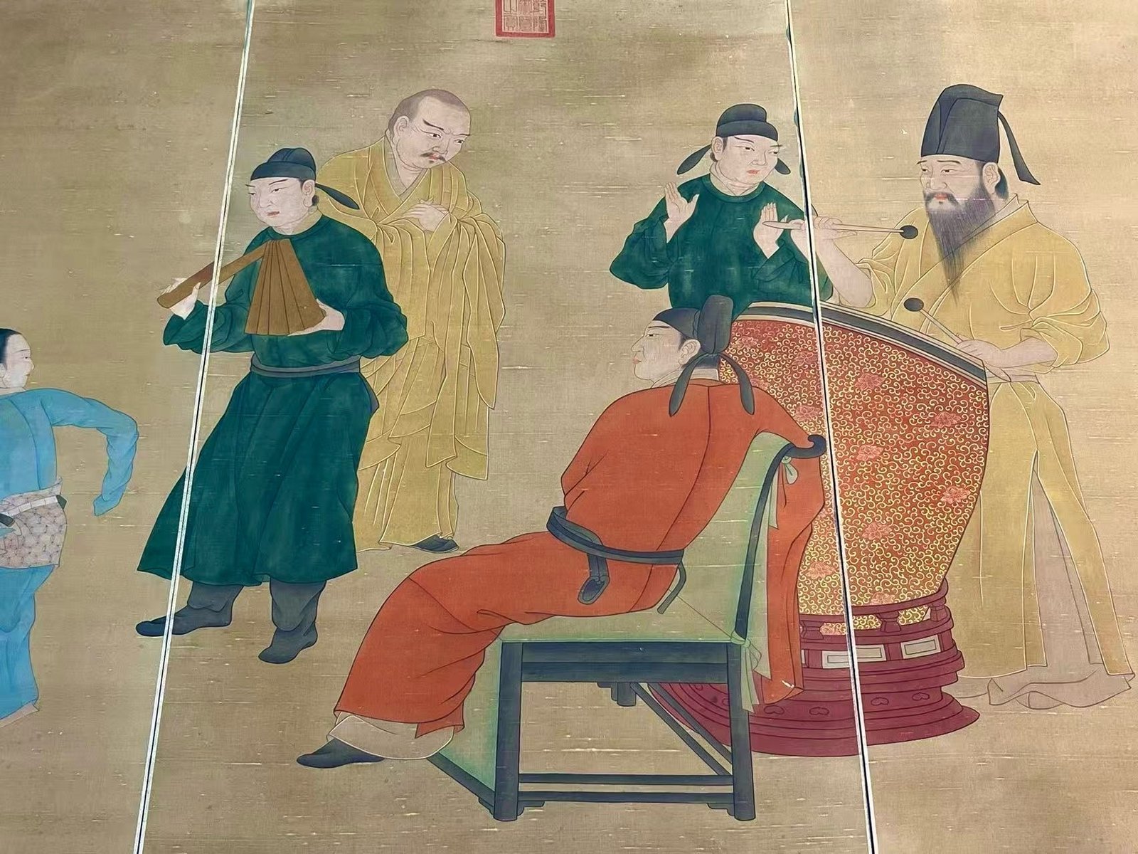 Chinese scroll painting Gu Hongzhong