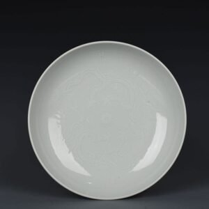 Yuan Dynasty kiln egg white glaze carved dragon plate