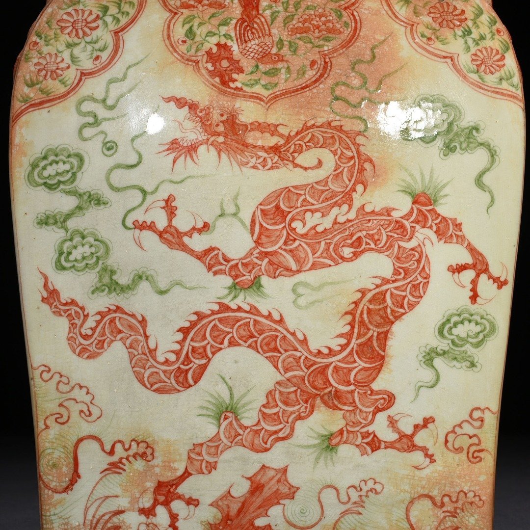 Yuan Dynasty underglaze red and green cloud and dragon pattern four series flat vase