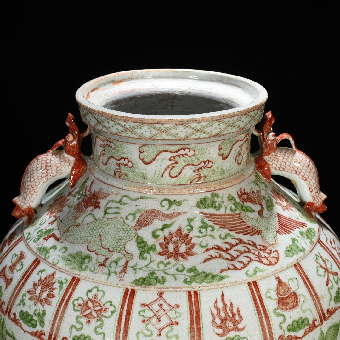 Yuan Dynasty underglaze red and green colored double-eared jar with entangled branches and peony pattern