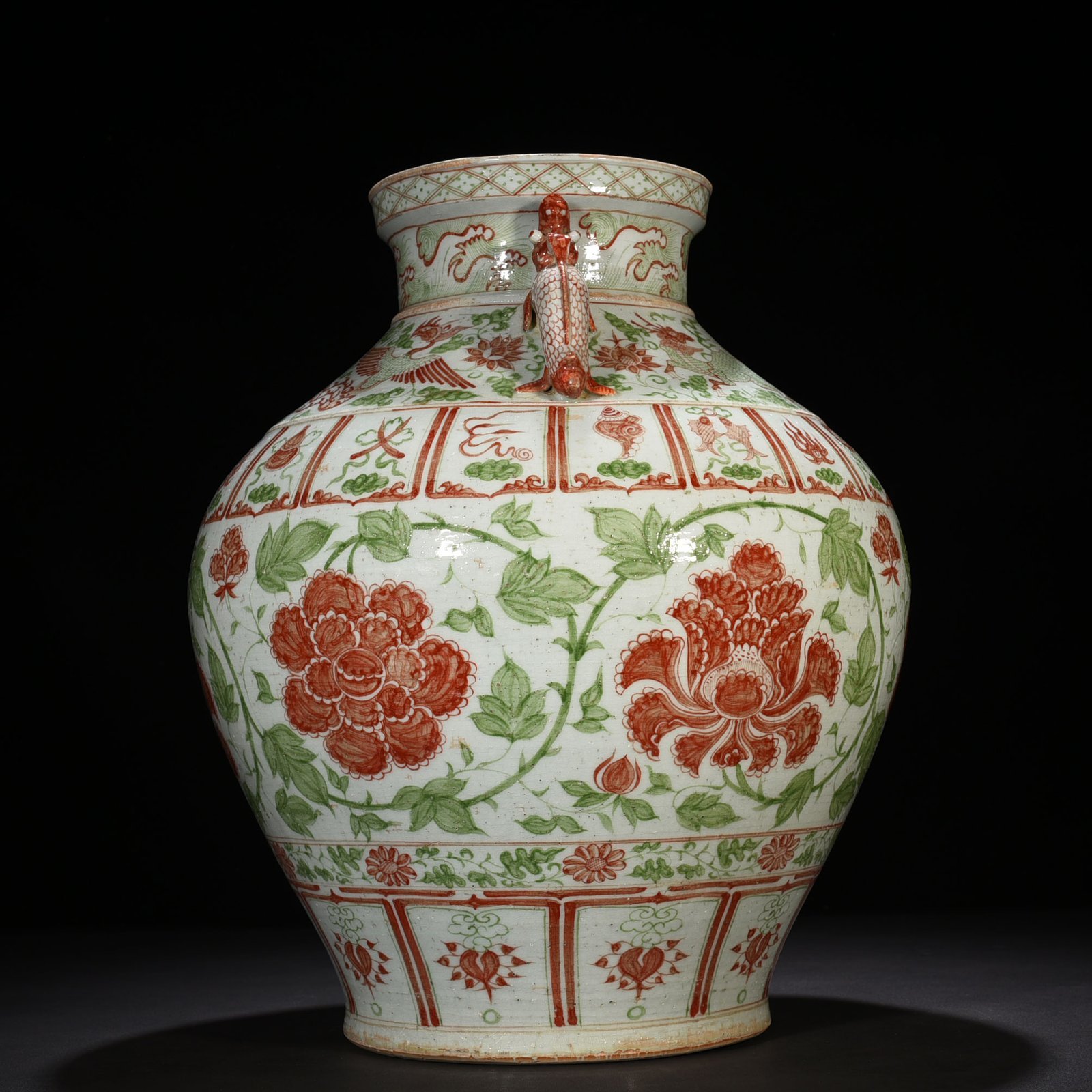 Yuan Dynasty underglaze red and green colored double-eared jar with entangled branches and peony pattern