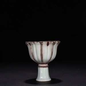 Yuan Dynasty glaze red scraped goblet