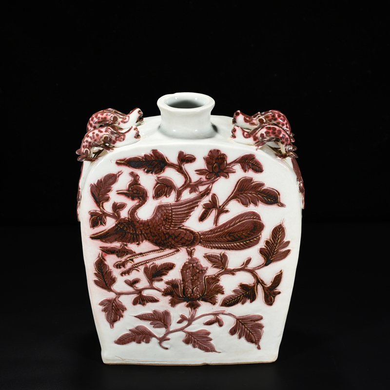 Yuan Dynasty underglaze red engraved peacock and peony pattern four-series flat vase