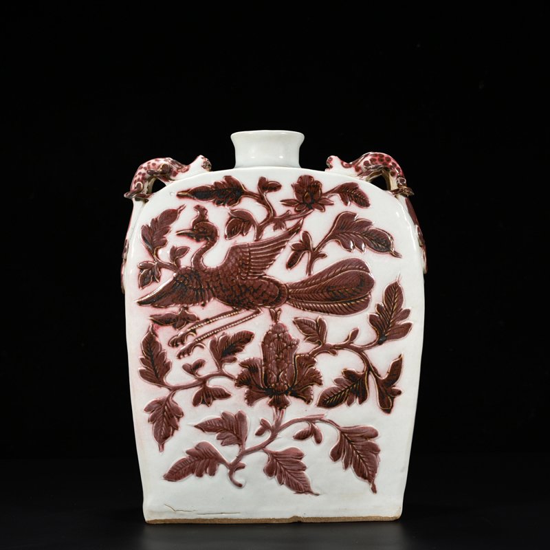 Yuan Dynasty underglaze red engraved peacock and peony pattern four-series flat vase