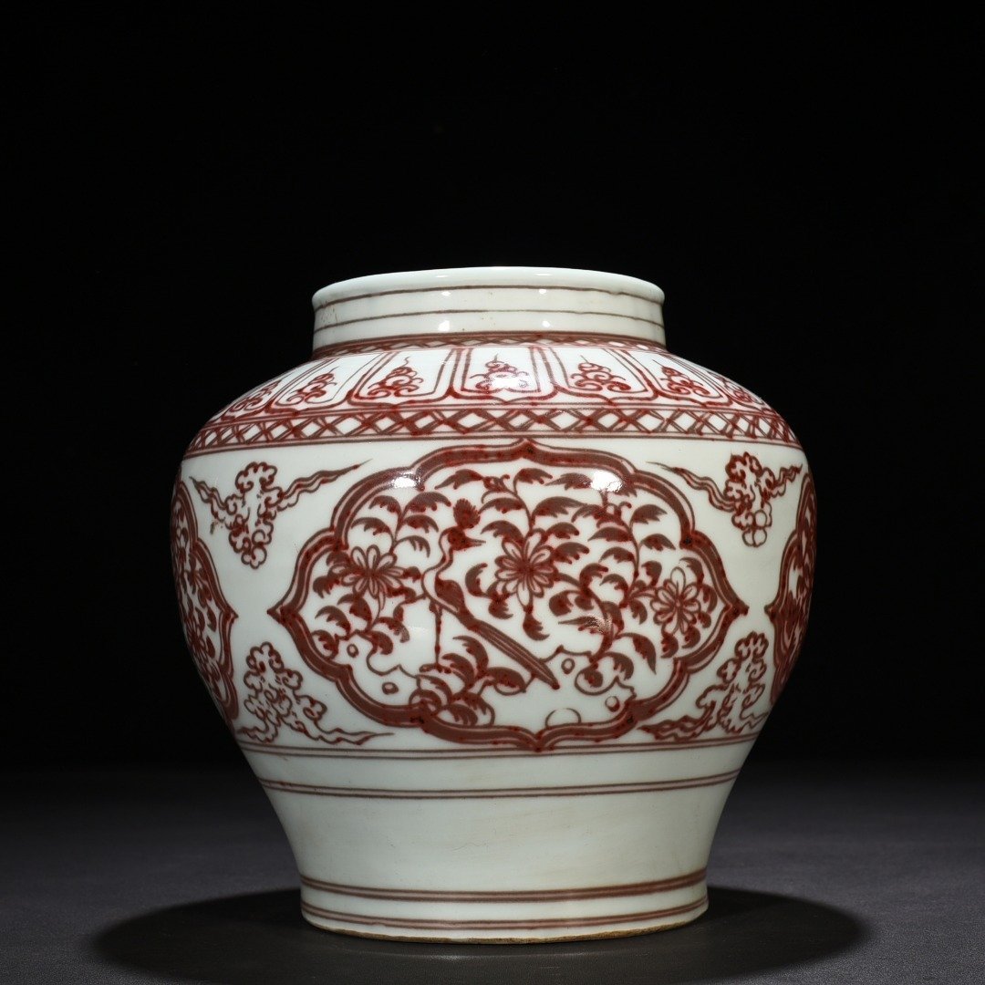 Yuan Dynasty glazed red peacock peony pattern jar