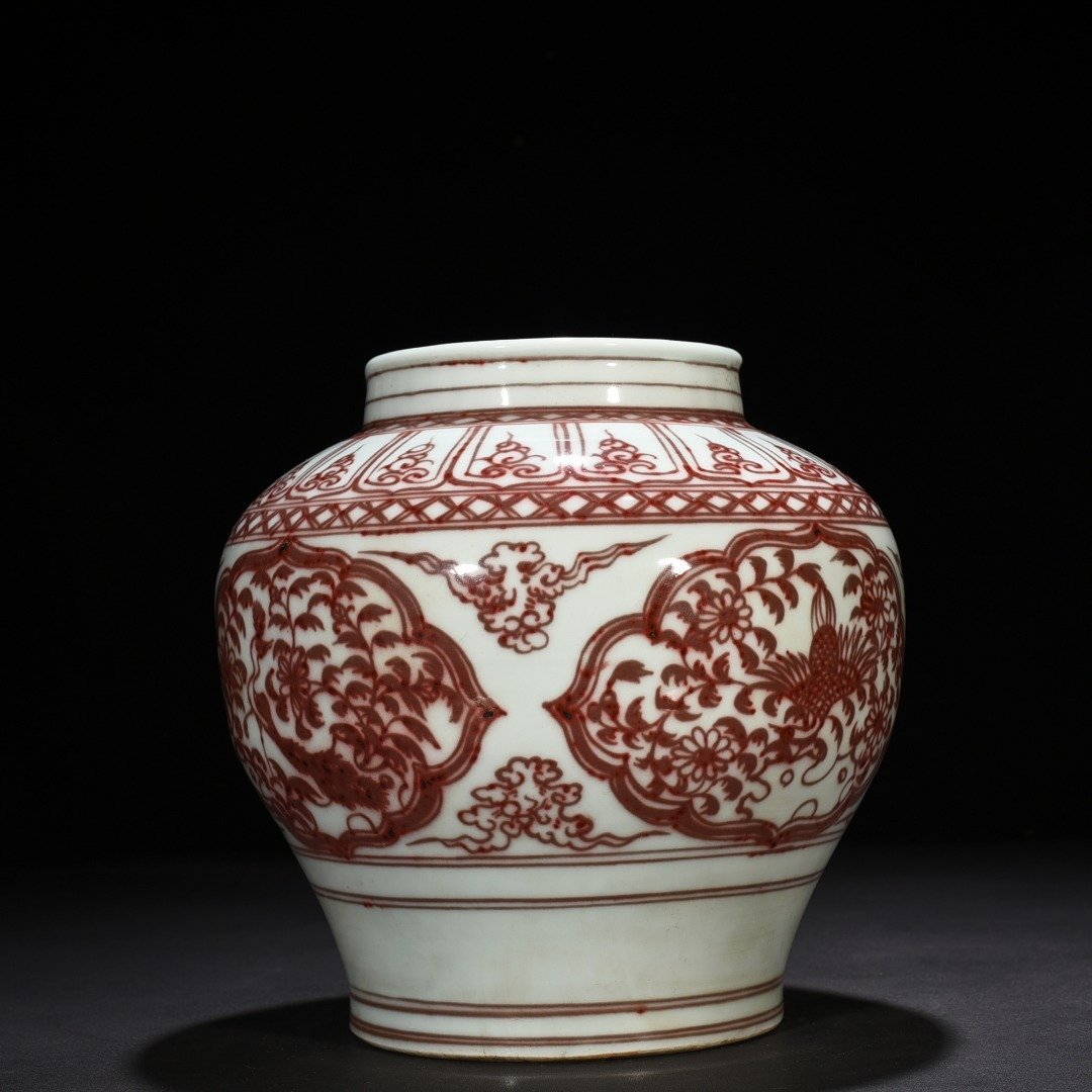 Yuan Dynasty glazed red peacock peony pattern jar
