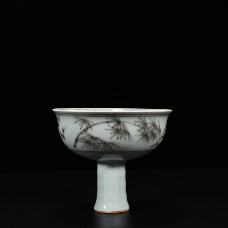 Yuan Dynasty glaze red pine bamboo and plum pattern tall bowl
