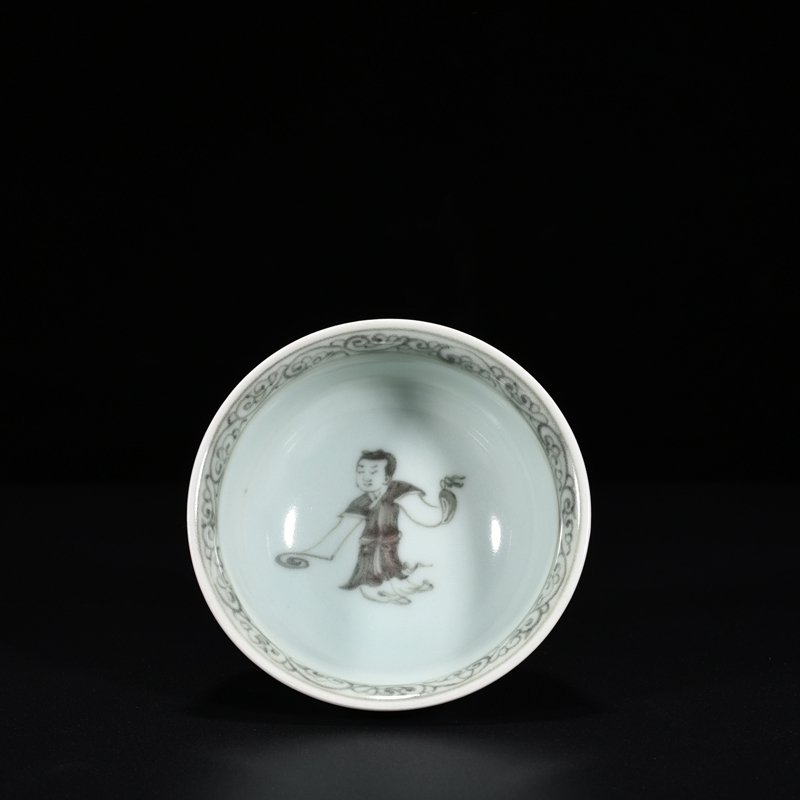 Yuan Dynasty glaze red pine bamboo and plum pattern tall bowl