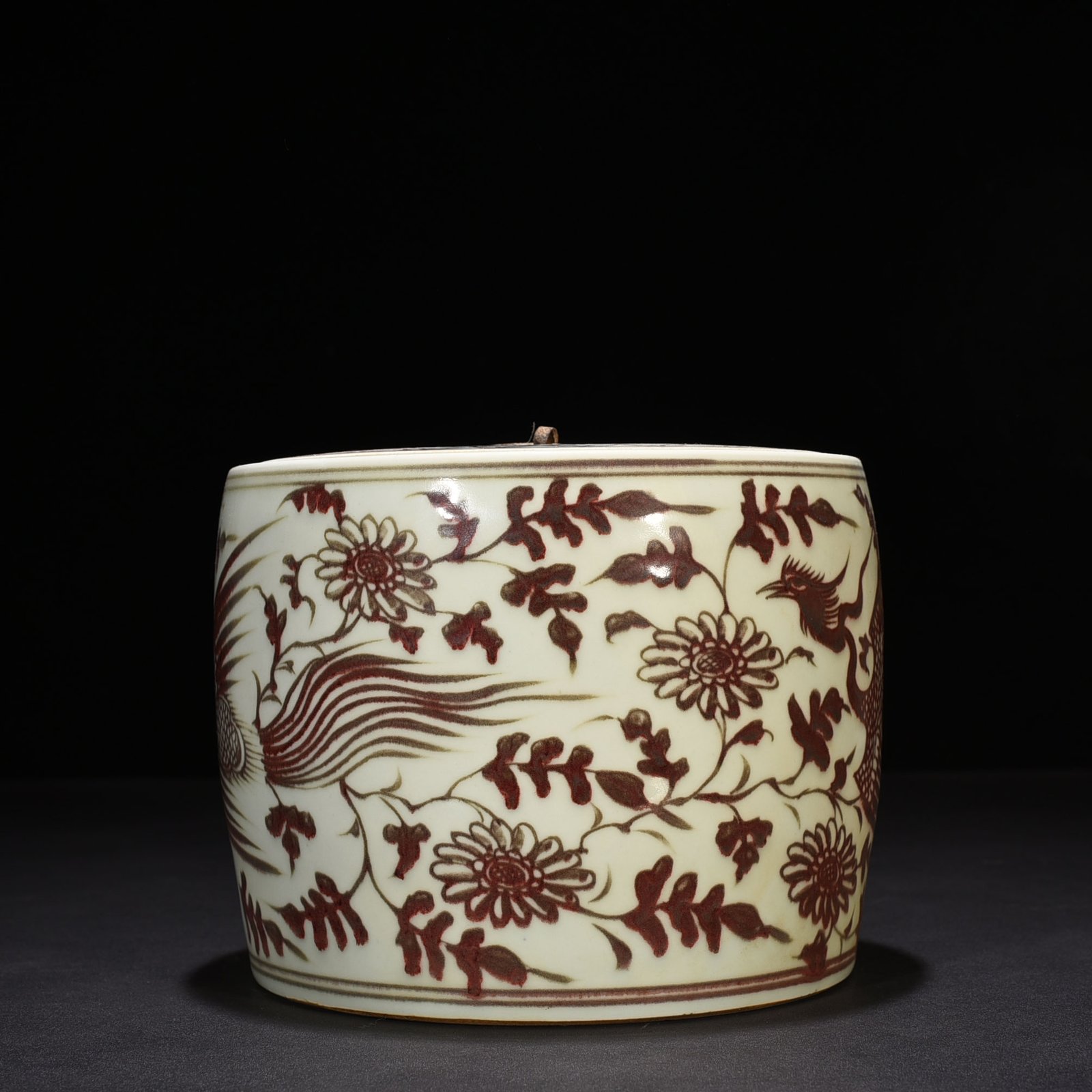Yuan Dynasty underglaze red jar with twig and phoenix pattern