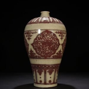 Yuan Dynasty underglaze red flower and phoenix pattern plum vase
