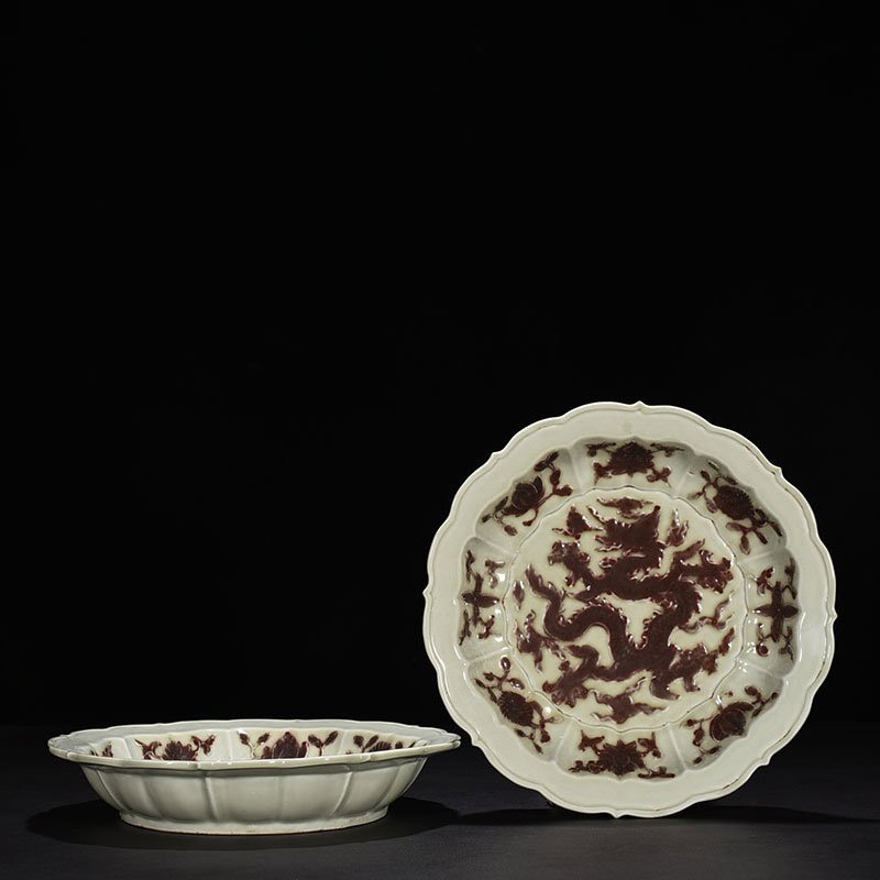 Yuan Dynasty glaze red rhombus edge plate