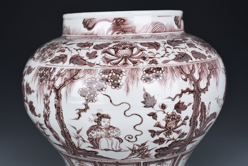 Yuan Dynasty glazed red jar with story patterns from The Romance of the West Chamber