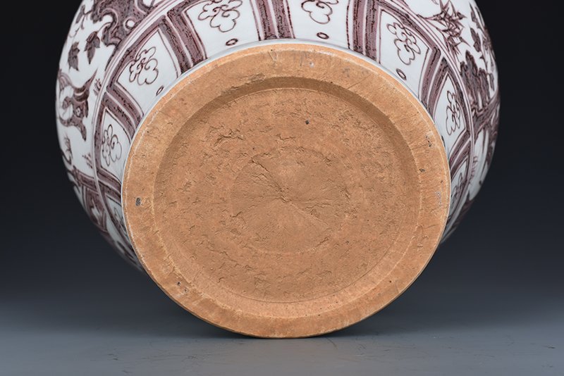 Yuan Dynasty glazed red jar with story patterns from The Romance of the West Chamber