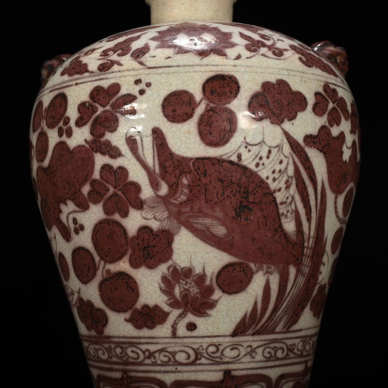 Yuan Dynasty Glaze Plum Vase with Red Fish and Algae Pattern