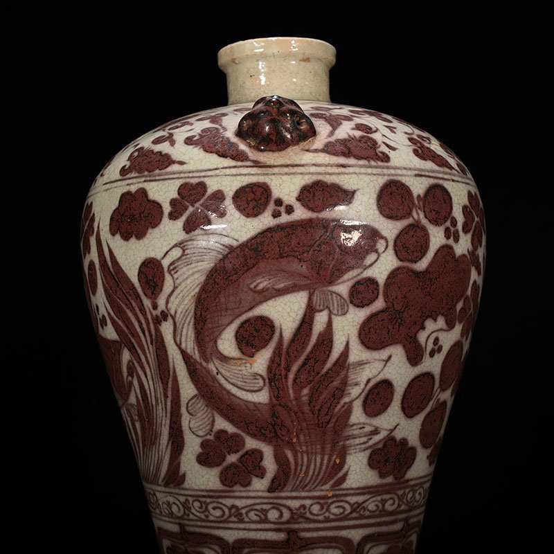 Yuan Dynasty Glaze Plum Vase with Red Fish and Algae Pattern