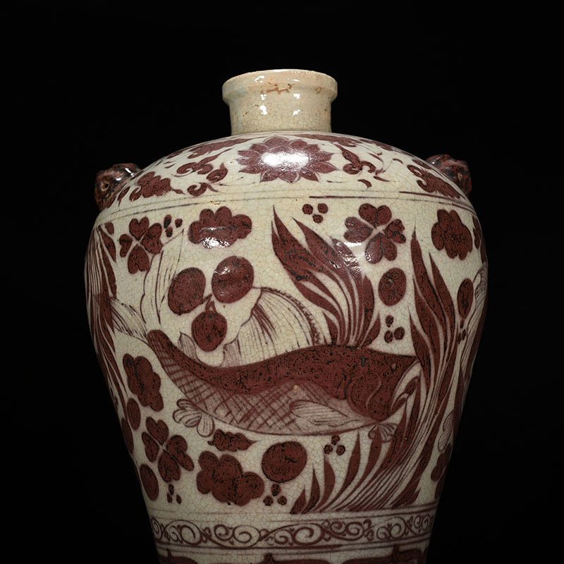 Yuan Dynasty Glaze Plum Vase with Red Fish and Algae Pattern