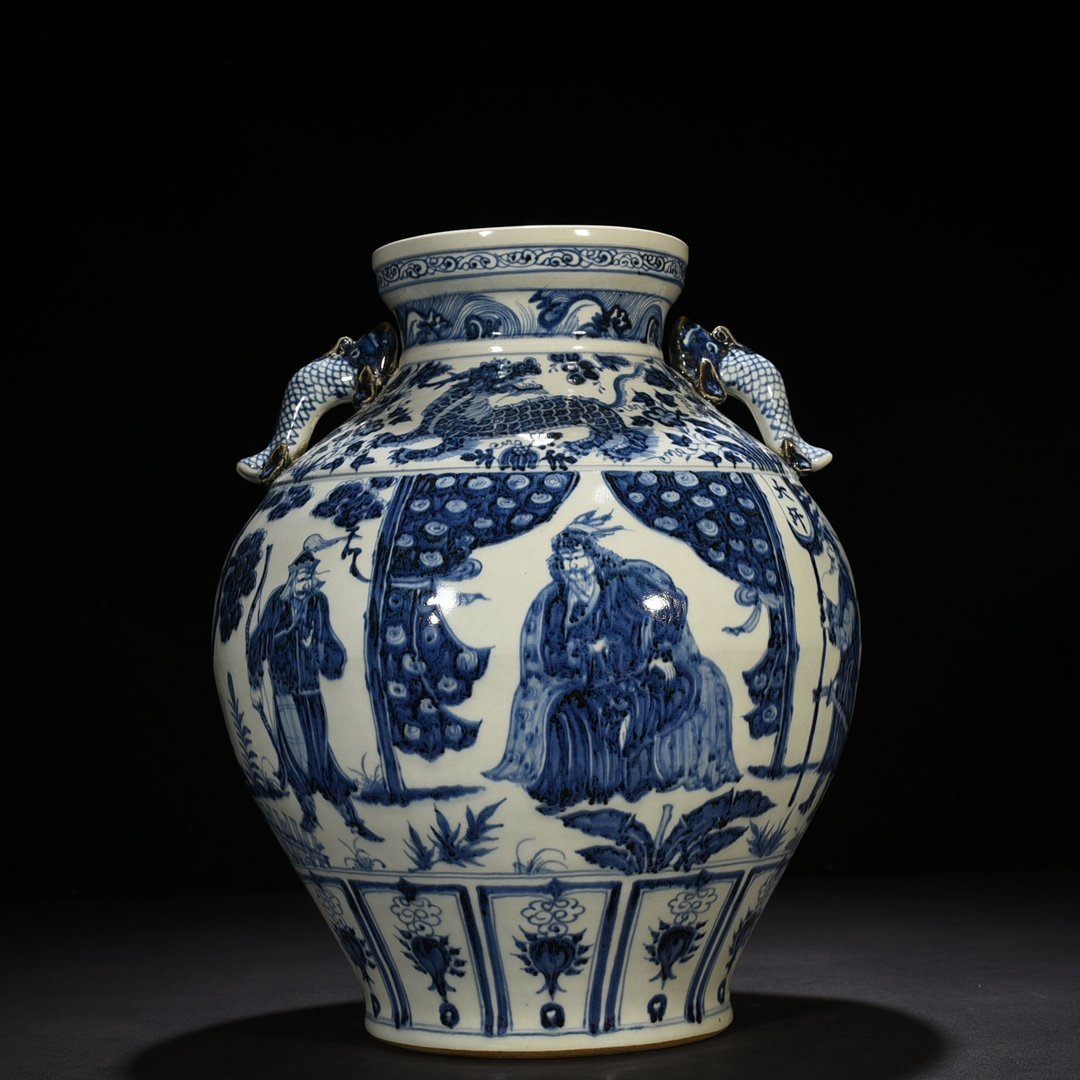 Yuan Dynasty blue and white fish ear jar with story pattern